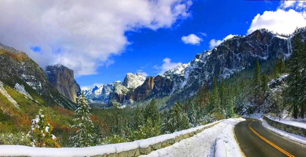 orario invernale Neve nel parco nazionale di Yosemite in inverno